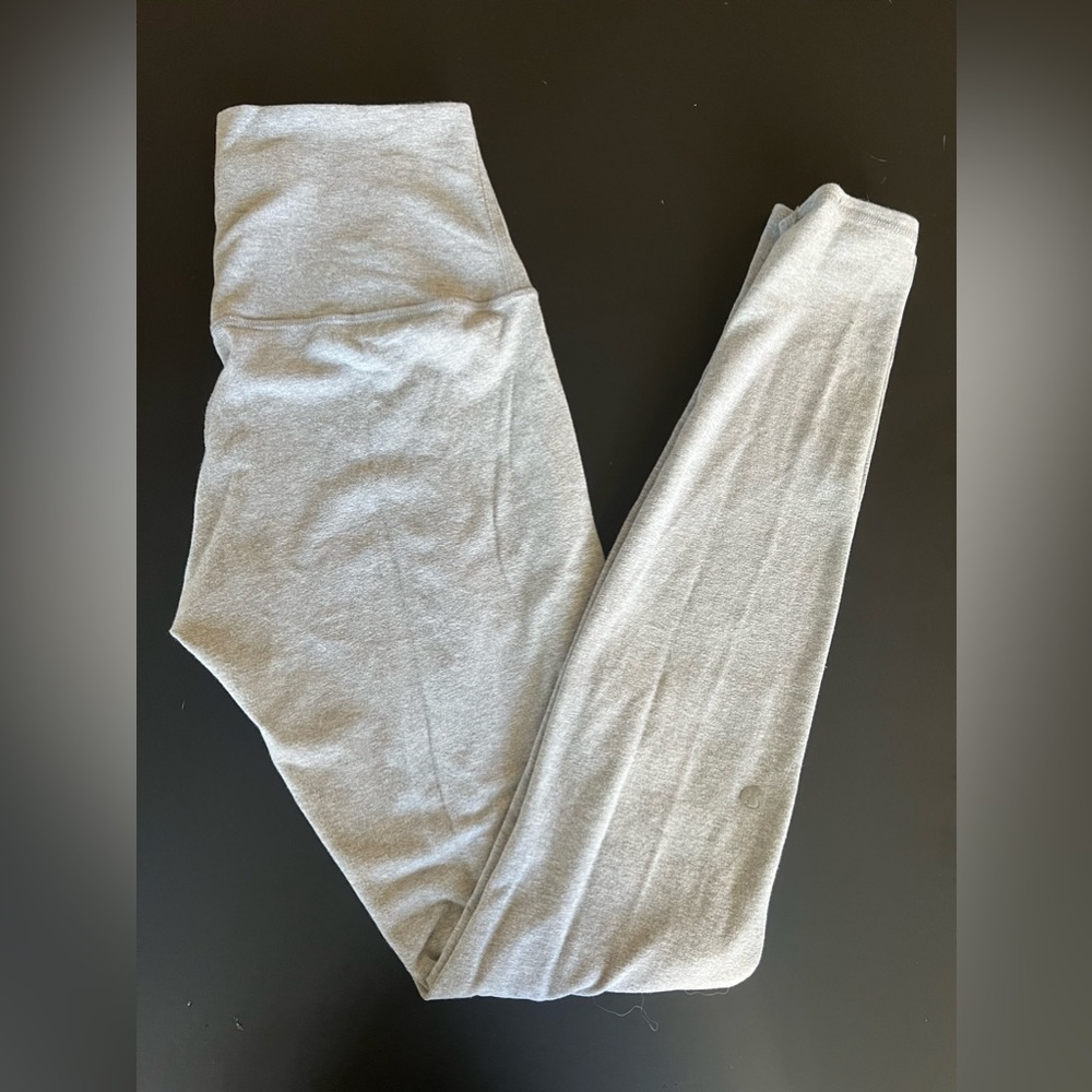 lululemon Wunder Under High Rise Pant - size 6 - Like New!